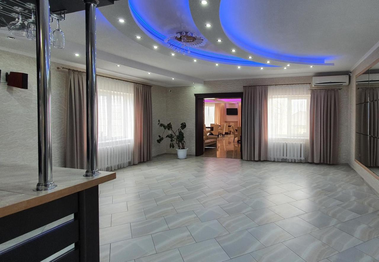 Hotel Konus Falesti Extérieur photo