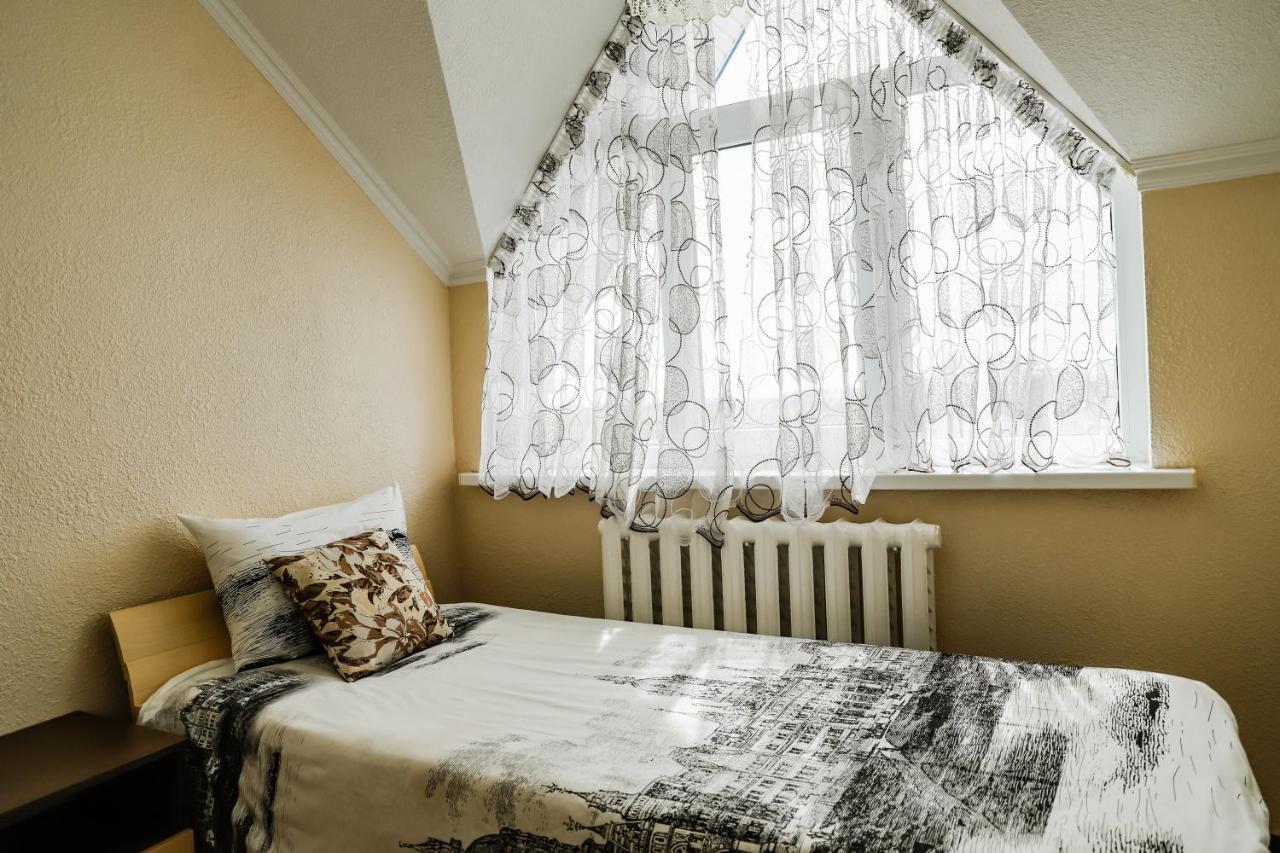 Hotel Konus Falesti Extérieur photo